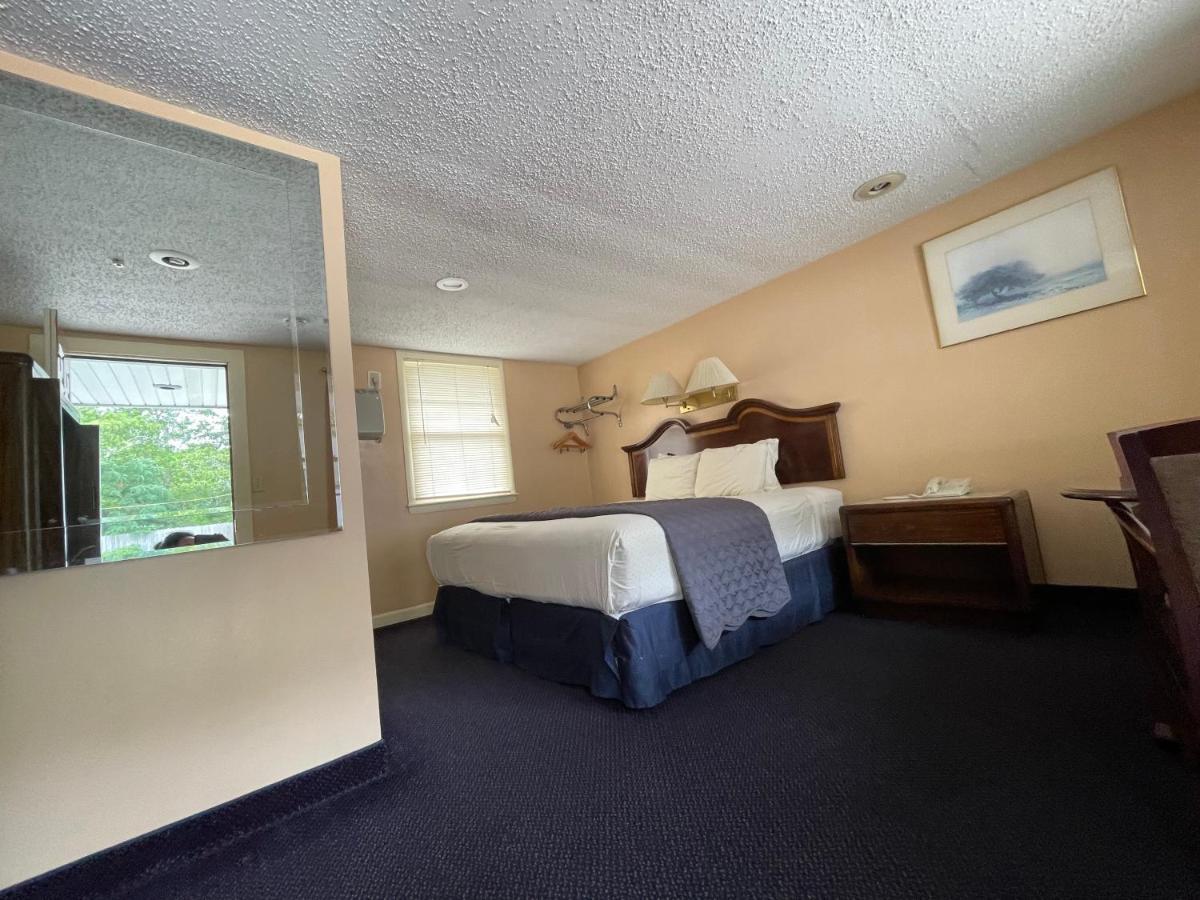 Brentwood Motor Inn South Yarmouth Eksteriør billede